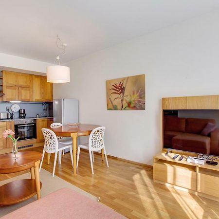 Solar Apartments - Liberty Square Talin Exterior foto