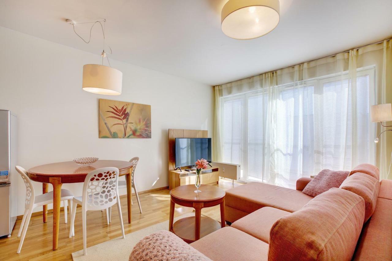 Solar Apartments - Liberty Square Talin Exterior foto