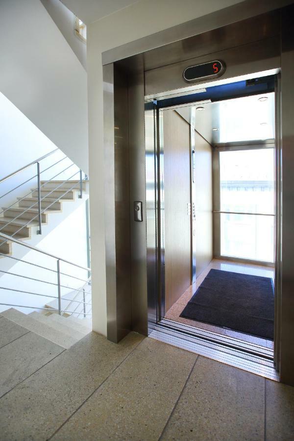 Solar Apartments - Liberty Square Talin Exterior foto